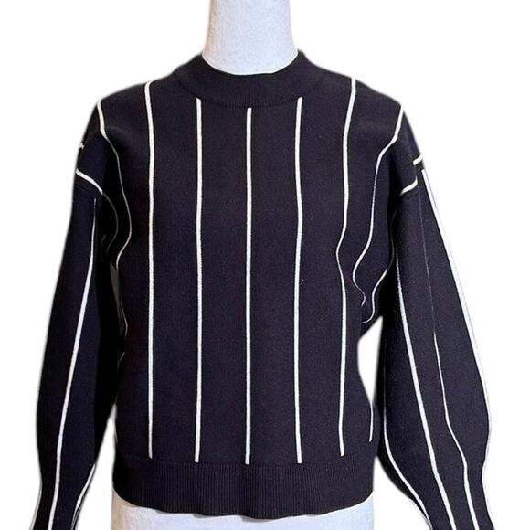 all:row Women’s Sweater Crew Neck Pull Over Black Striped Size M Warm - Picture 1 of 8